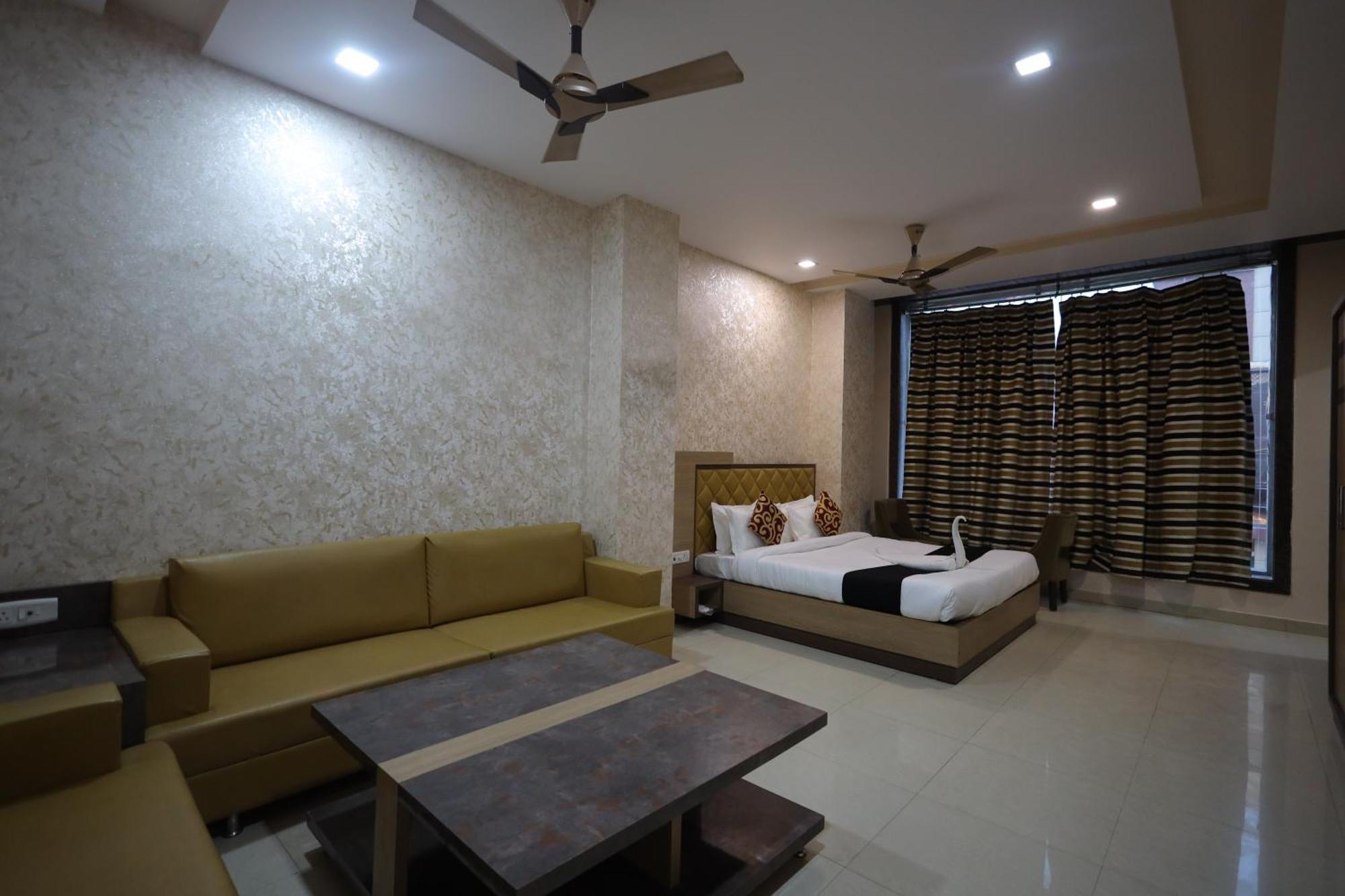 Hotel Bhagyaraj Palace A Luxury Hotel Keshavpuram Kanpur Ngoại thất bức ảnh