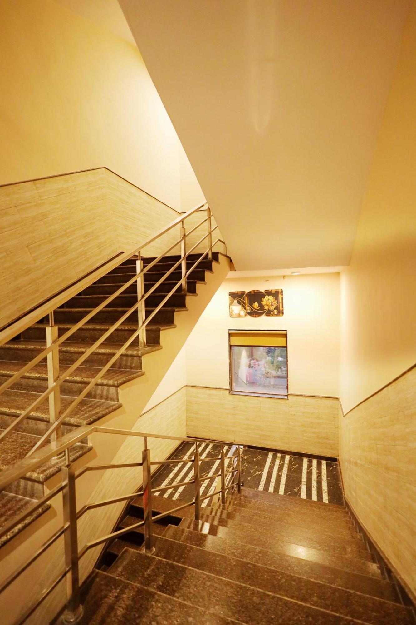 Hotel Bhagyaraj Palace A Luxury Hotel Keshavpuram Kanpur Ngoại thất bức ảnh